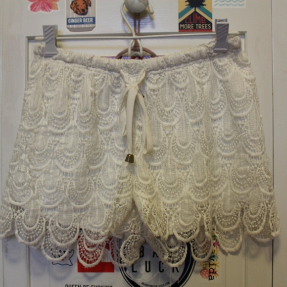 Lace Shorts - Picture 2 of 4